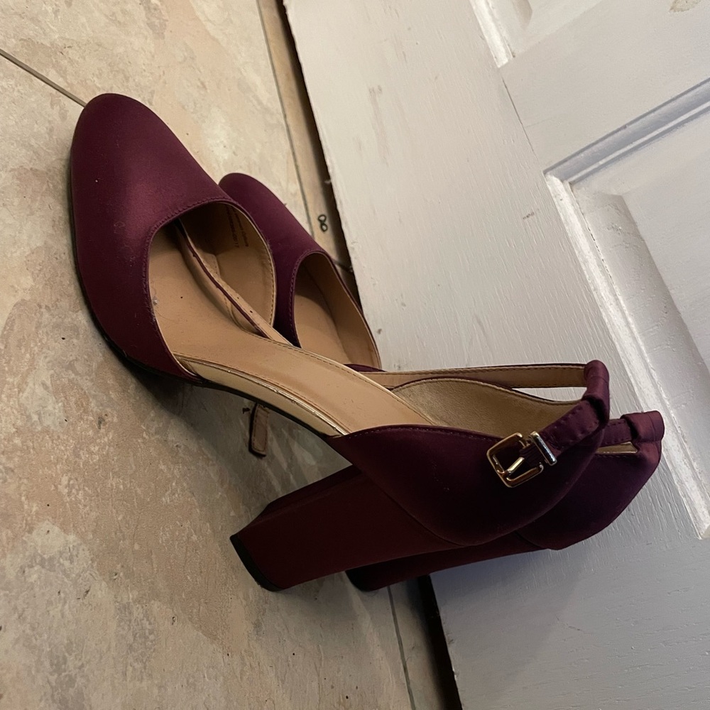 Purple heel